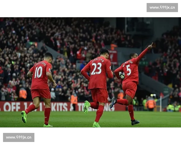 英超赛季激烈开战 曼联利物浦切尔西争冠三强争锋